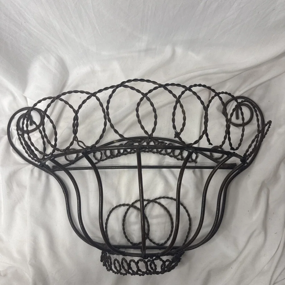 Vintage Victorian Wrought Iron Basket Wall Hang Decorative Storage Planter Wire